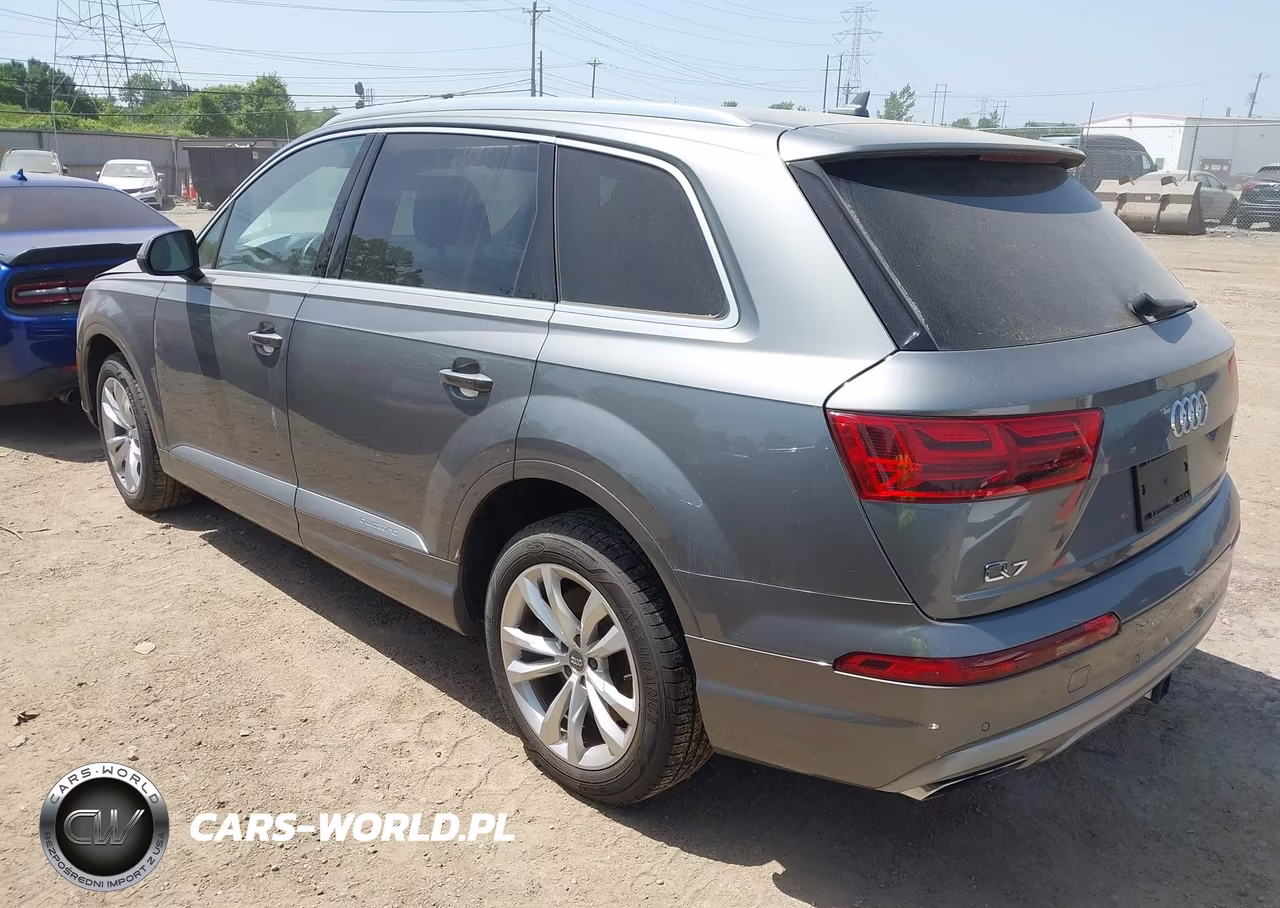 2017 Audi Q7 3.0T Premium VIN:WA1LAAF79HD019844 - 3