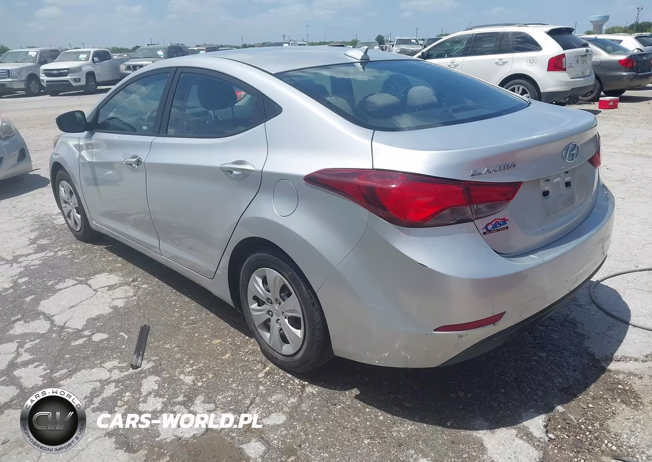 2016 Hyundai Elantra Se VIN:5NPDH4AE1GH757143 - 3