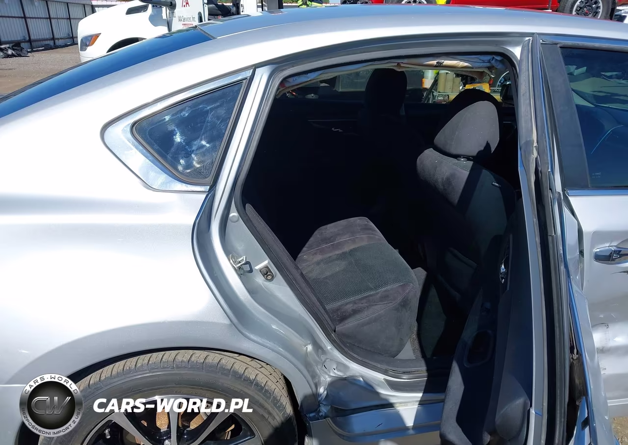 2014 Nissan Altima 2.5 S VIN:1N4AL3AP1EN371242 - 8