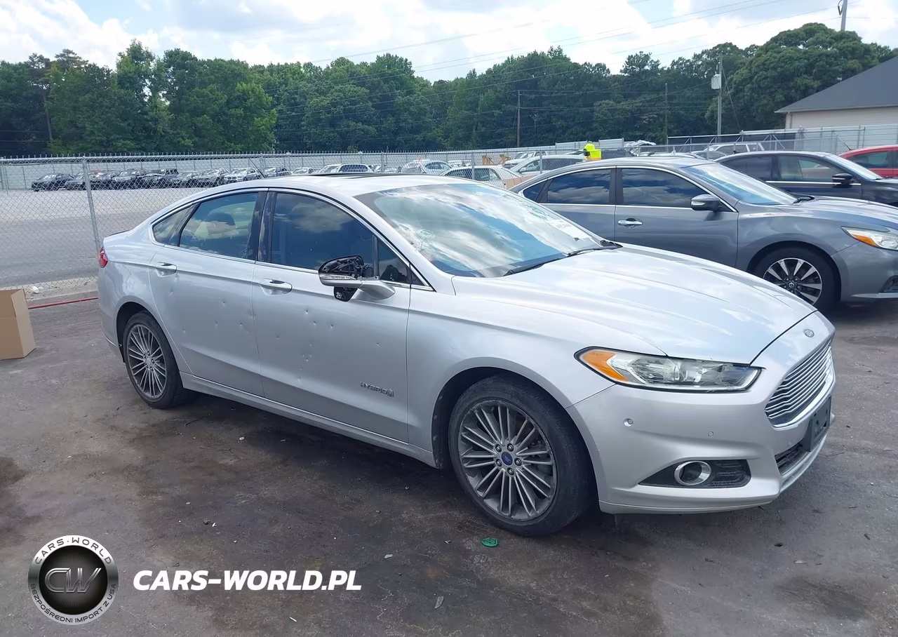 2013 Ford Fusion Hybrid Se – zdjęcie 1 z 11