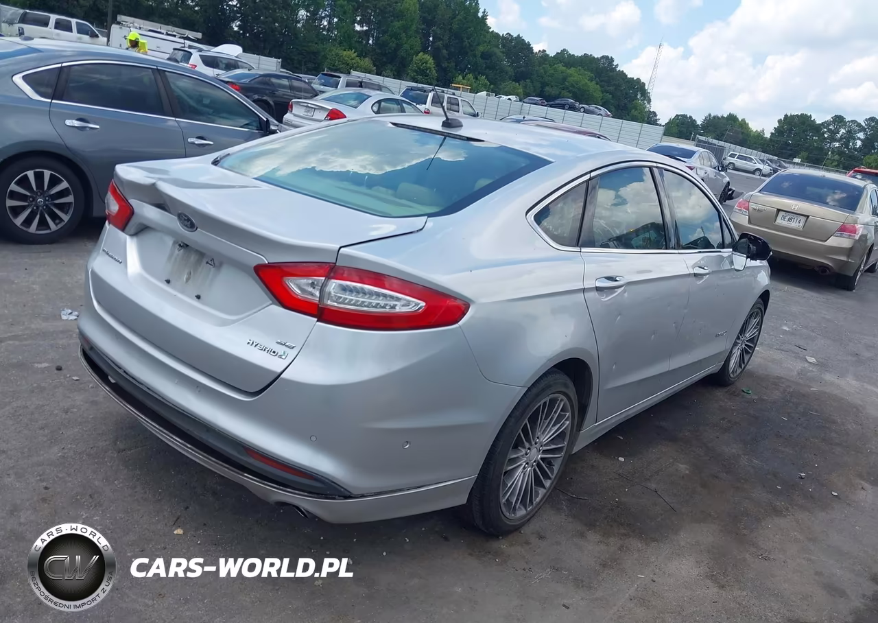 2013 Ford Fusion Hybrid Se VIN:3FA6P0LU3DR153147 - 4