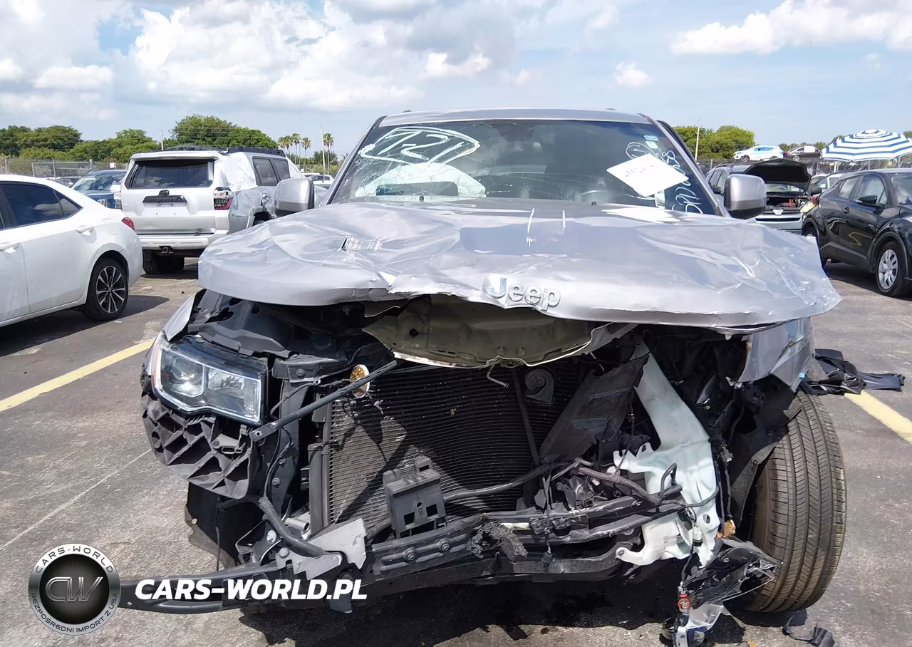 2019 Jeep Grand Cherokee Laredo 4X2 VIN:1C4RJEAG6KC662258 - 13