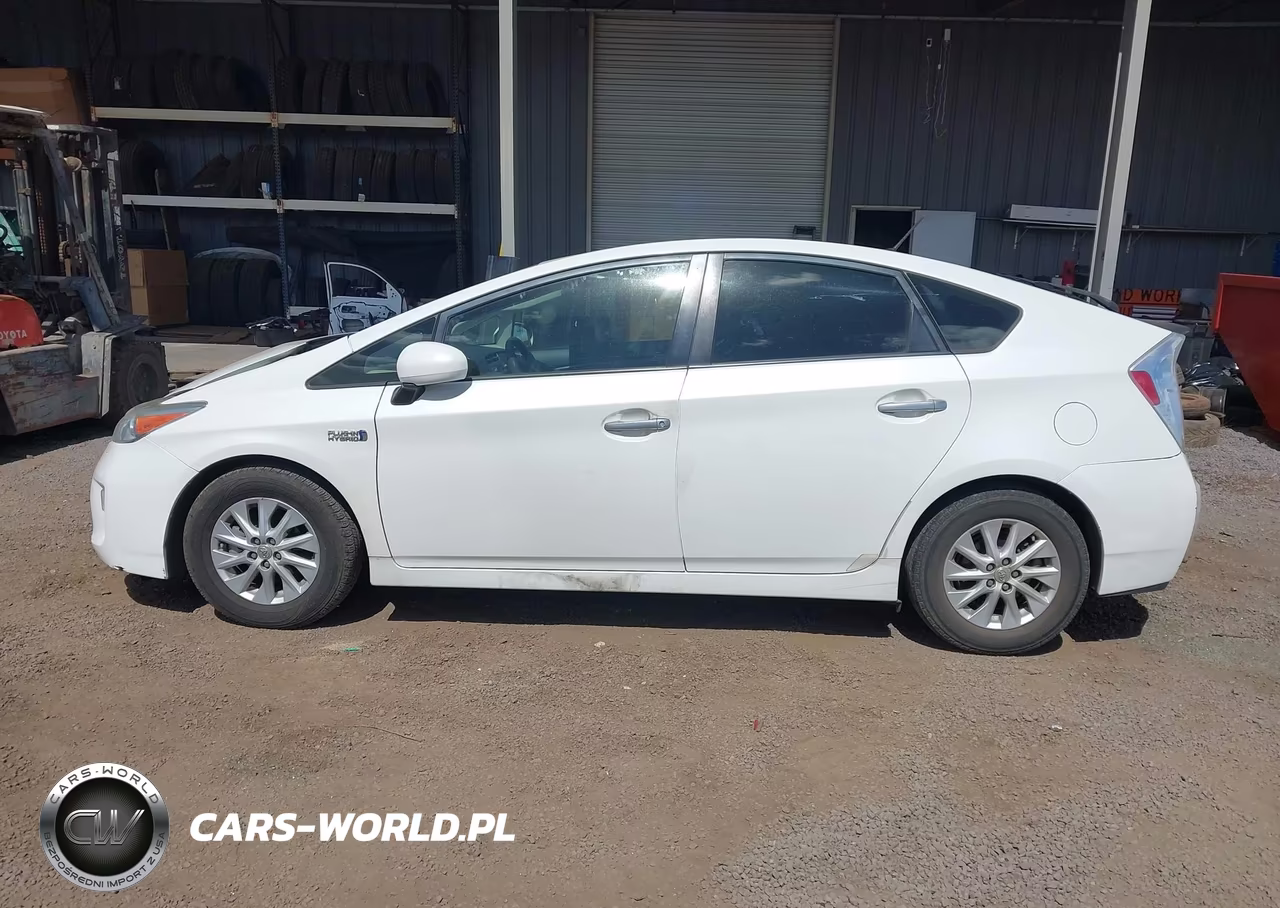 2012 Toyota Prius Plug-In VIN:JTDKN3DP9C3028966 - 14