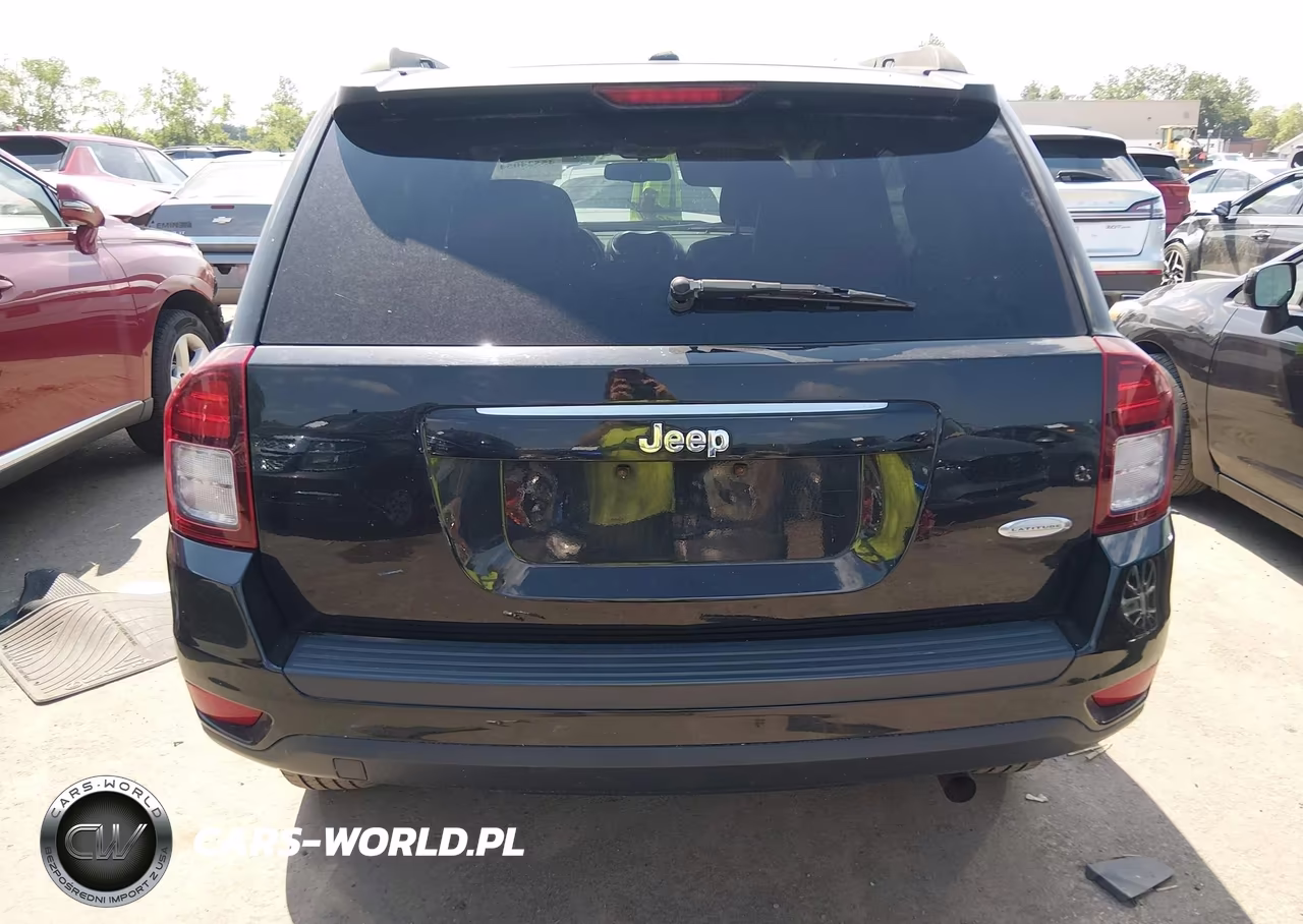 2016 Jeep Compass Latitude VIN:1C4NJCEAXGD792604 - 16