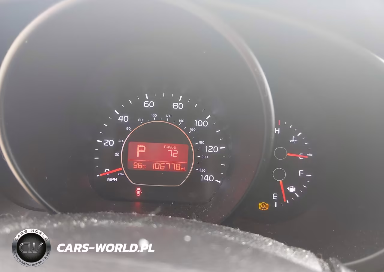 2016 Kia Soul + VIN:KNDJP3A53G7829349 - 7