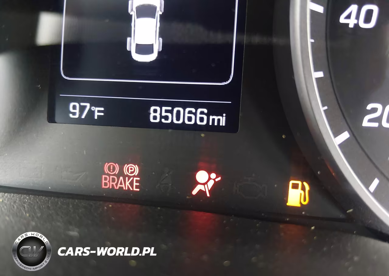 2018 Hyundai Elantra Sport VIN:KMHD04LB6JU705283 - 15