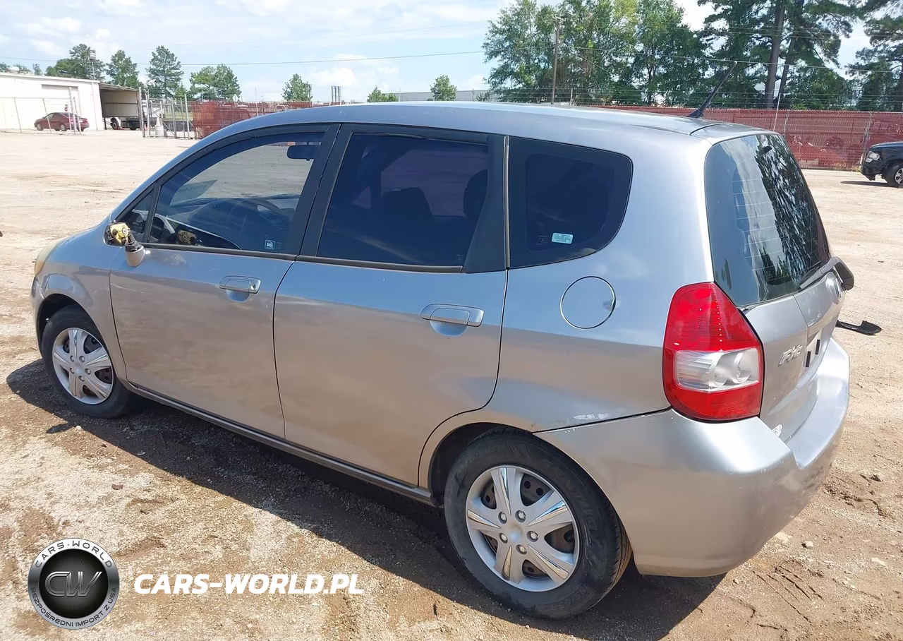 2008 Honda Fit VIN:JHMGD38408S001532 - 3