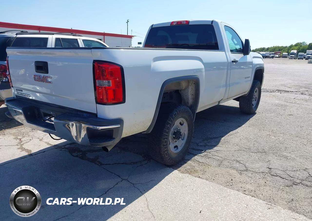 2015 GMC Sierra 2500Hd VIN:1GT01XEG7FZ145312 - 4