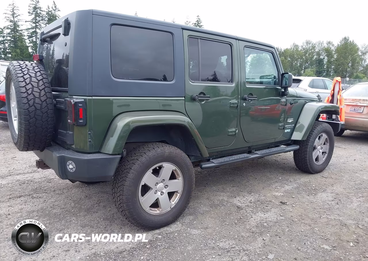 2007 Jeep Wrangler Unlimited Sahara VIN:1J8GA59197L189401 - 4
