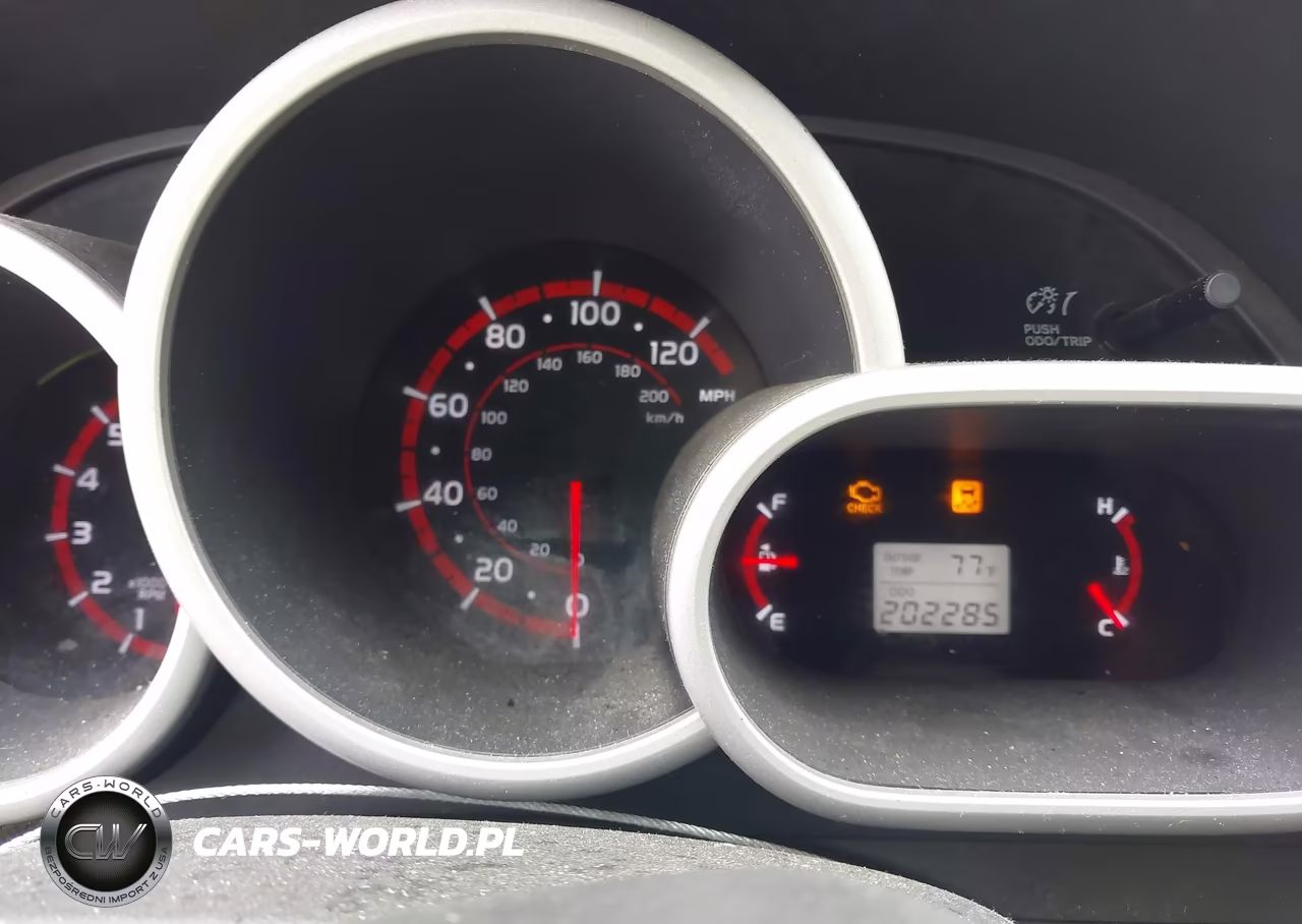 2009 Pontiac Vibe VIN:5Y2SL678X9Z450116 - 7