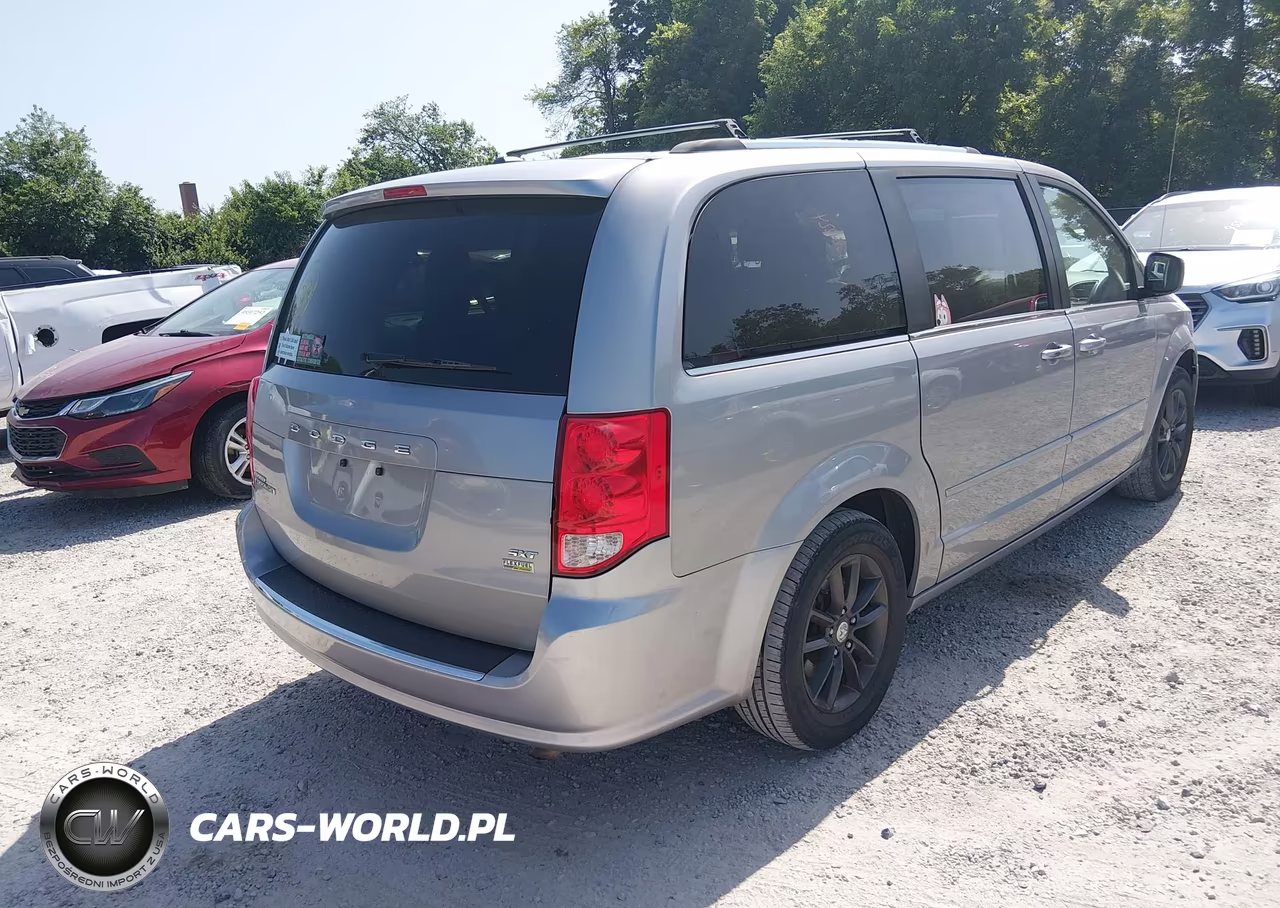 2017 Dodge Grand Caravan Sxt VIN:2C4RDGCG8HR589295 - 4