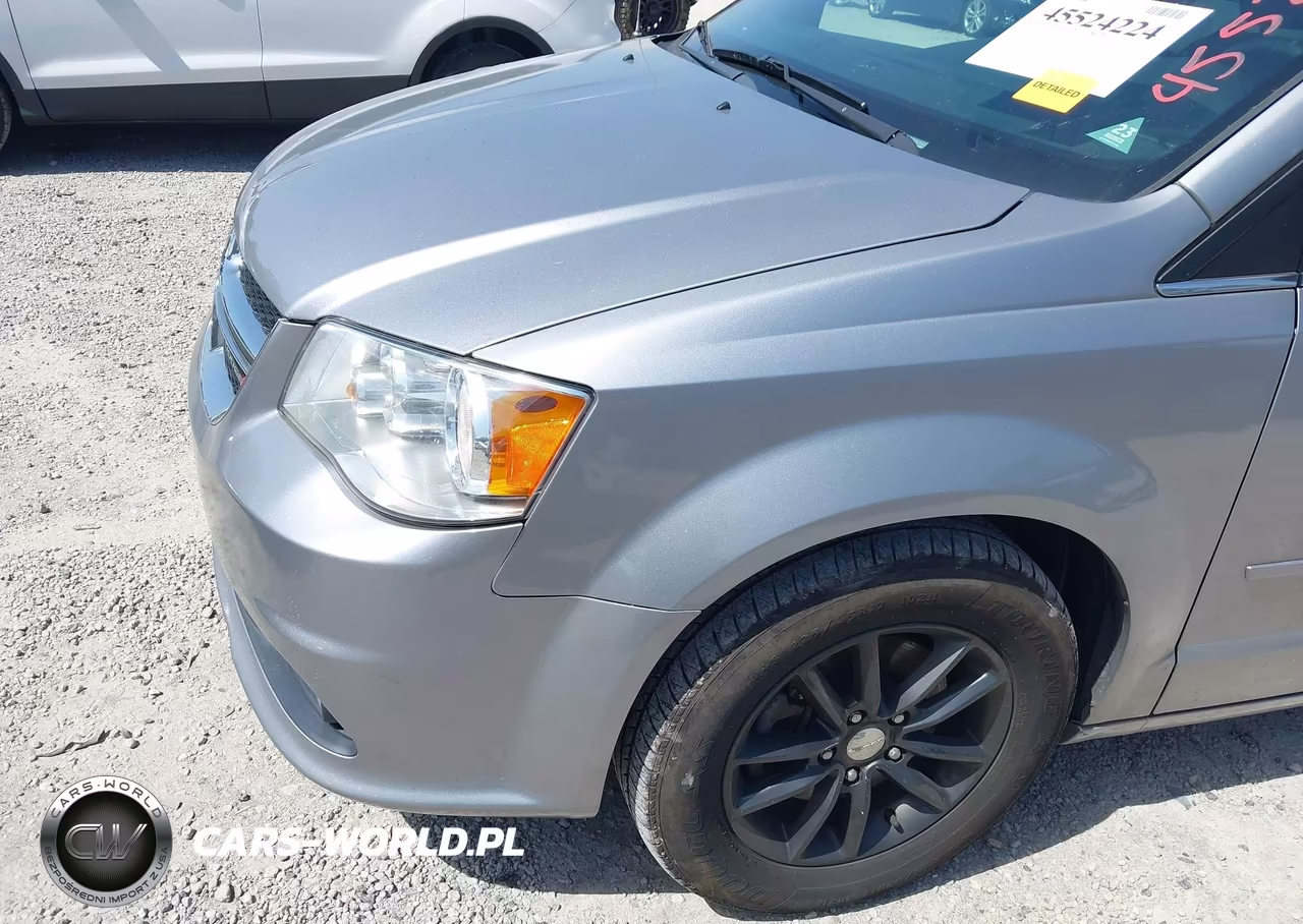 2017 Dodge Grand Caravan Sxt VIN:2C4RDGCG8HR589295 - 6