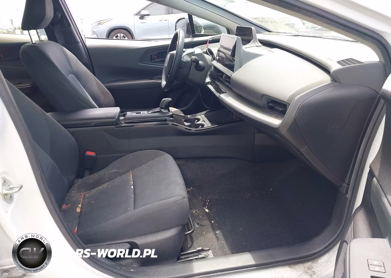 2023 Toyota Prius Le VIN:JTDACAAU5P3010034 - 5