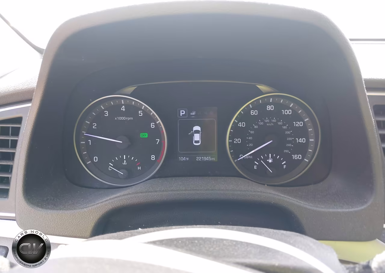 2018 Hyundai Elantra Sel VIN:5NPD84LF4JH360121 - 7