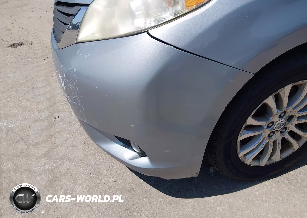 2011 Toyota Sienna Xle V6 VIN:5TDYK3DC4BS055358 - 17