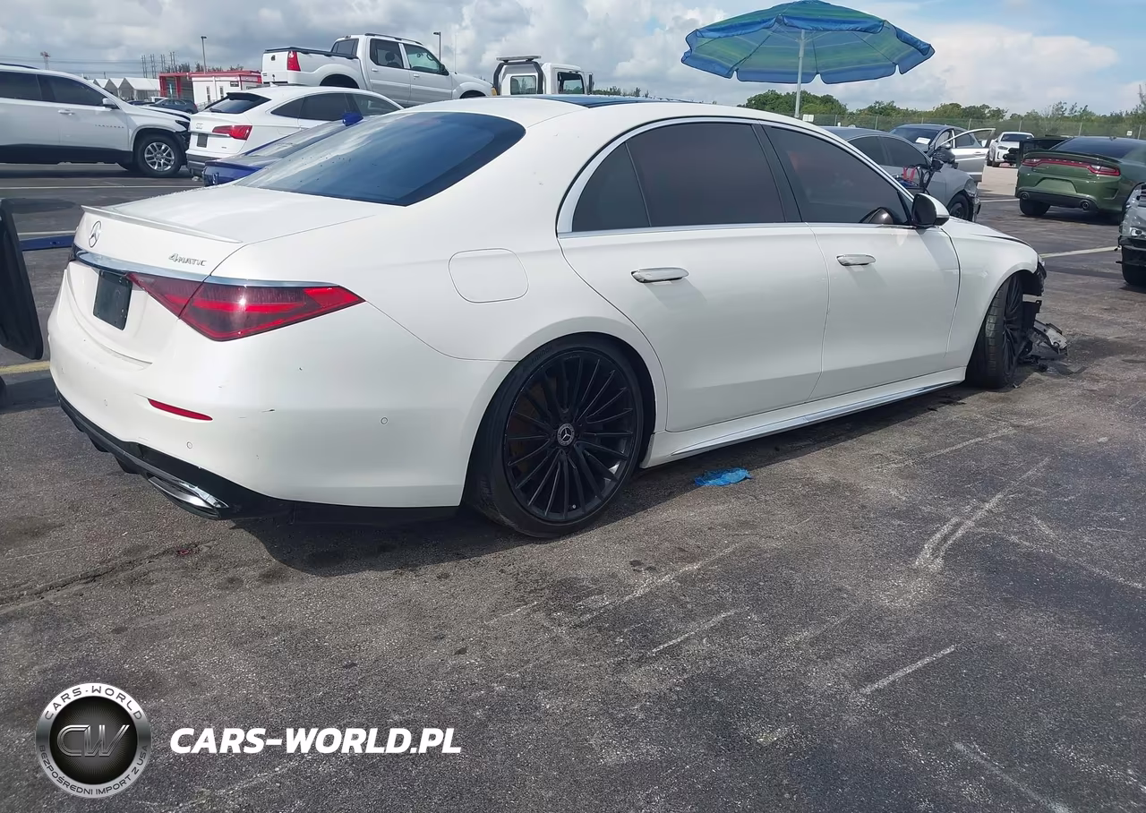 2022 Mercedes-Benz S 580 4Matic VIN:W1K6G7GB6NA155939 - 4