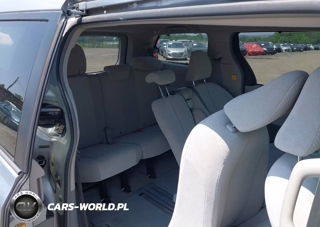2013 Toyota Sienna Le V6 8 Passenger VIN:5TDKK3DC9DS298866 - 8