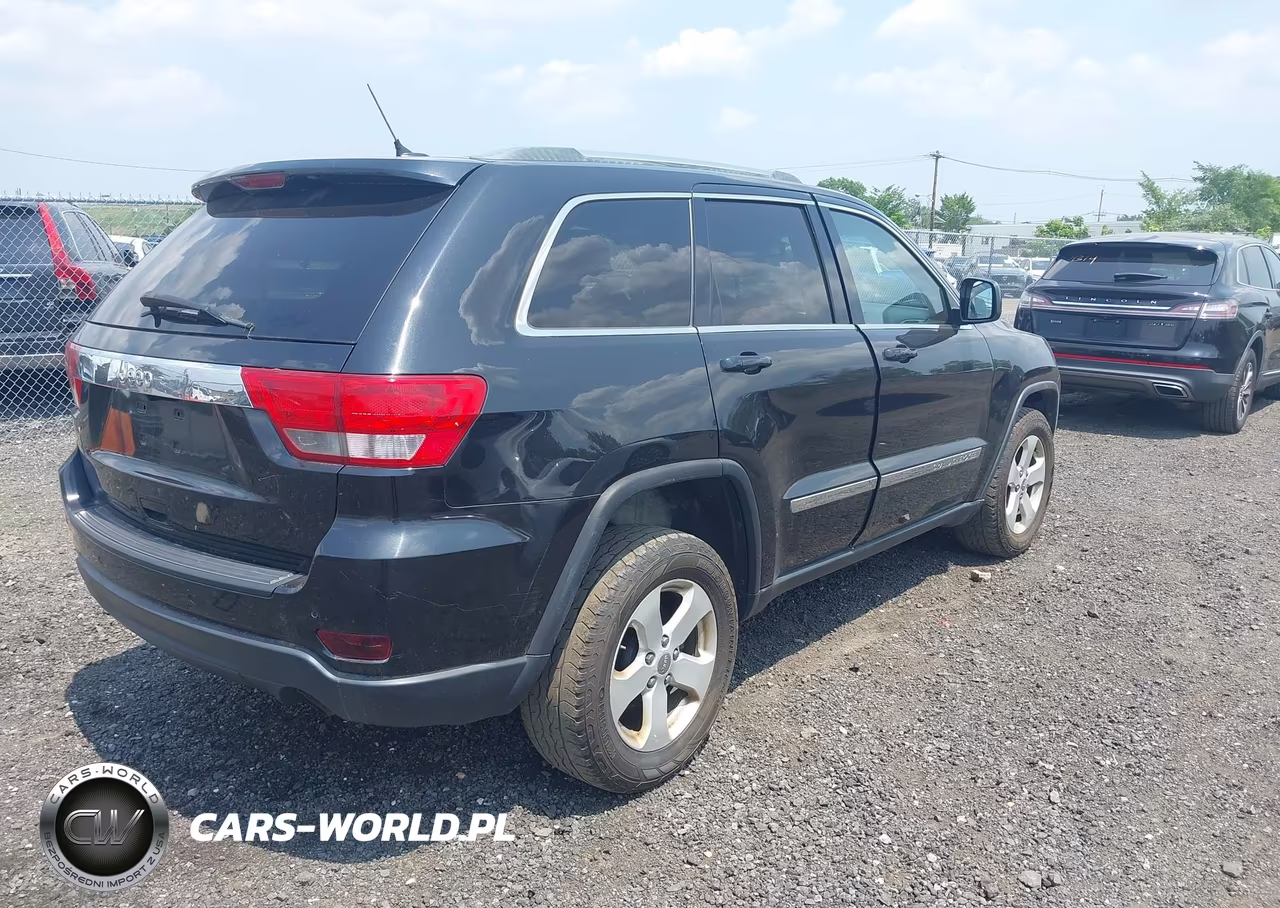 2012 Jeep Grand Cherokee Laredo VIN:1C4RJFAG3CC268921 - 4