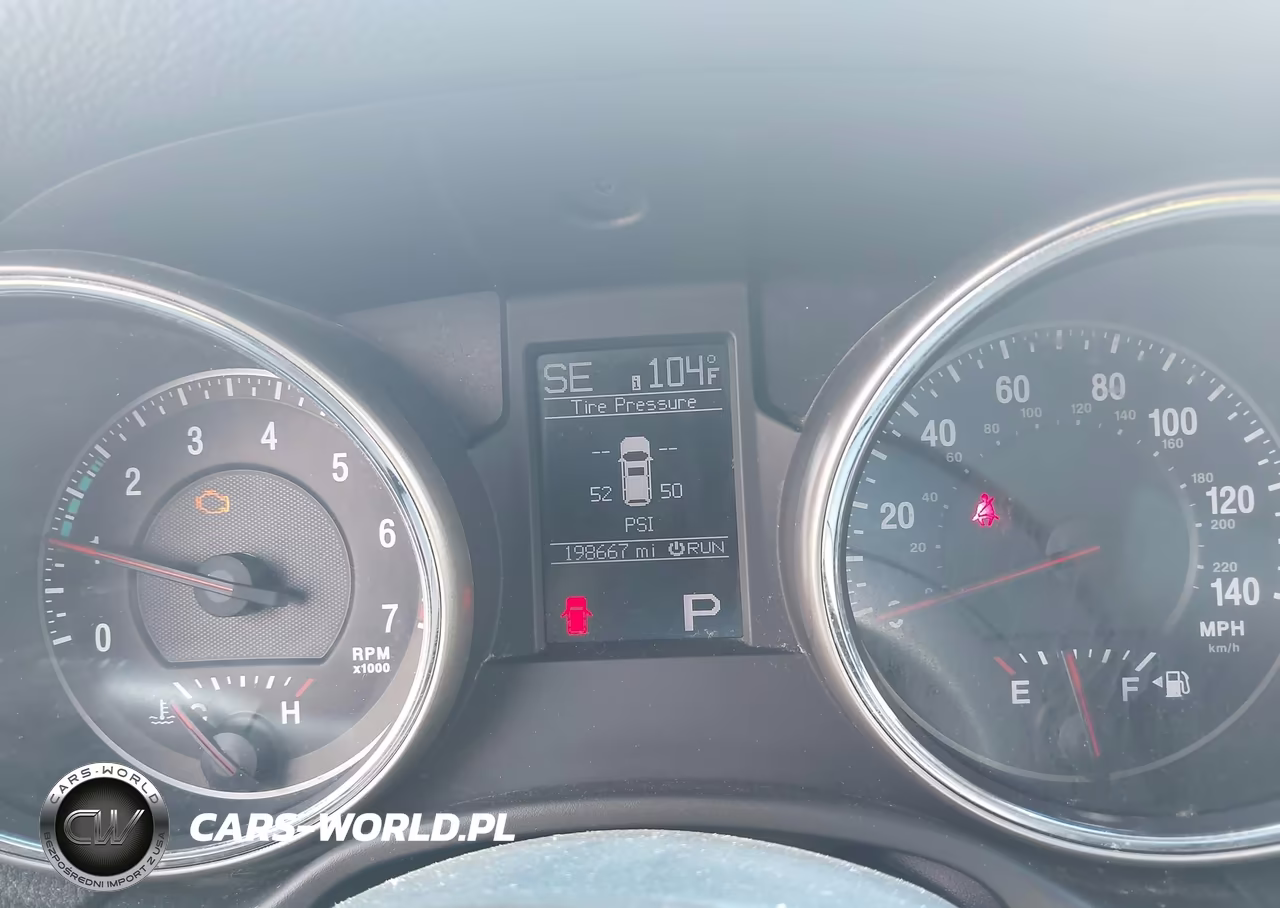 2012 Jeep Grand Cherokee Laredo VIN:1C4RJFAG3CC268921 - 7