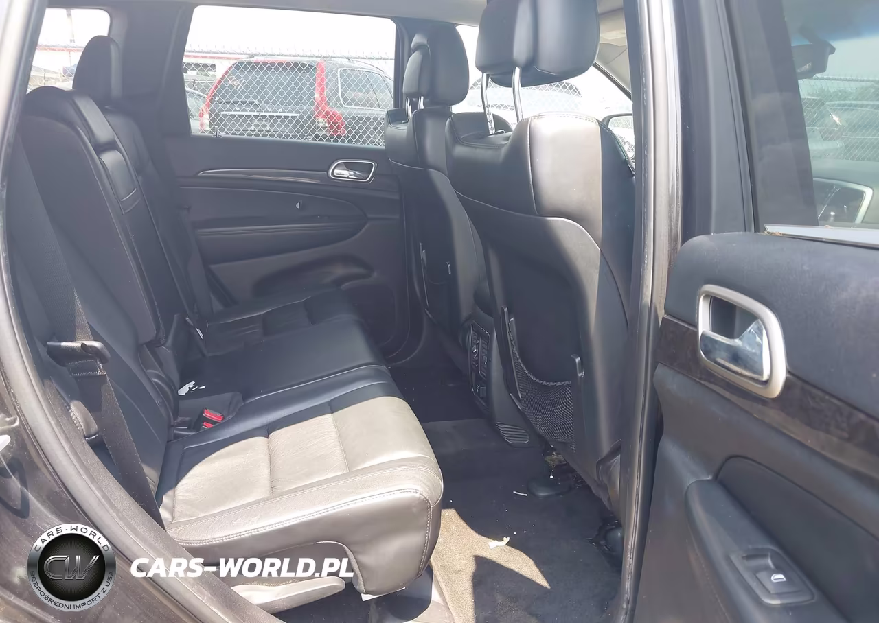 2012 Jeep Grand Cherokee Laredo VIN:1C4RJFAG3CC268921 - 8