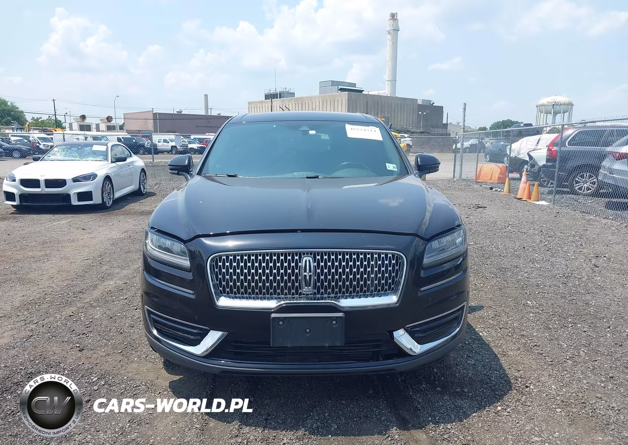 2020 Lincoln Nautilus Standard VIN:2LMPJ8J98LBL31113 - 12