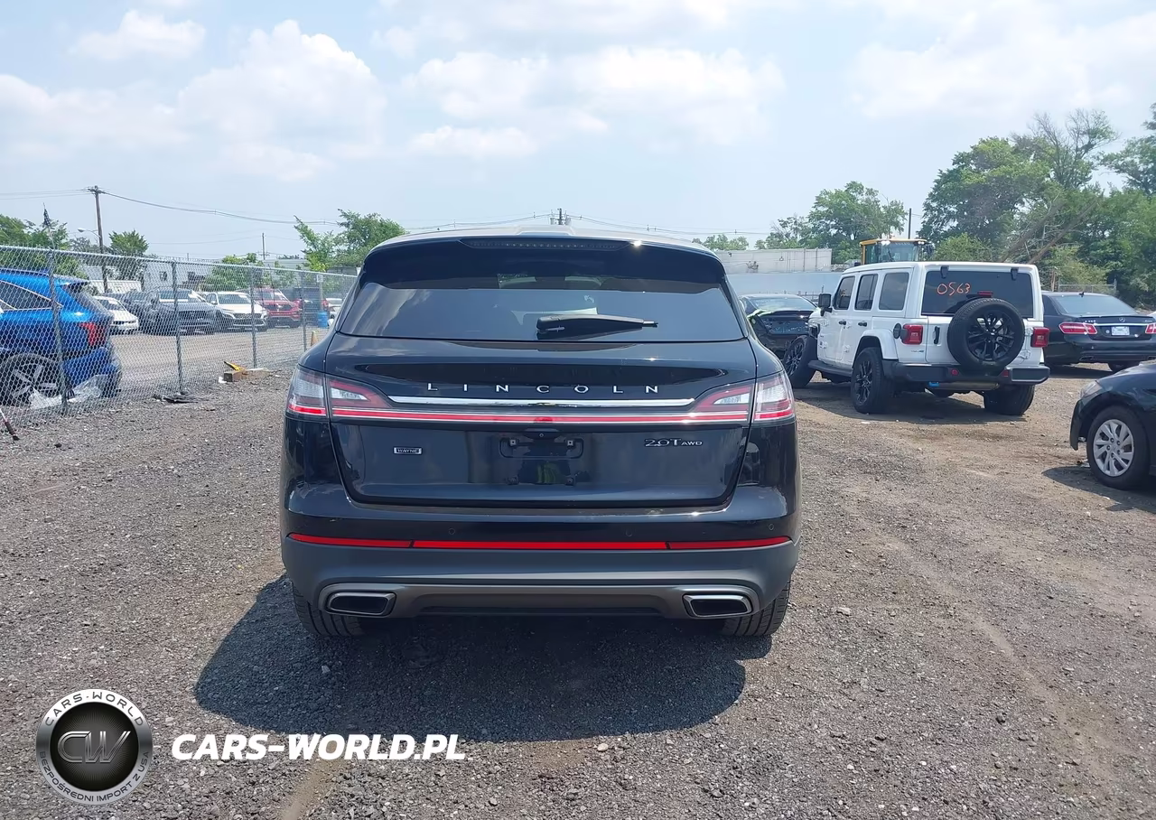 2020 Lincoln Nautilus Standard VIN:2LMPJ8J98LBL31113 - 16