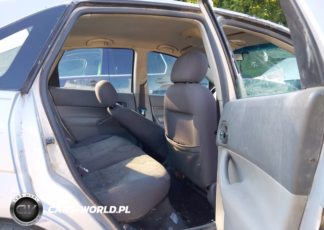 2005 Ford Focus Zx4 VIN:1FAFP34N45W251854 - 8