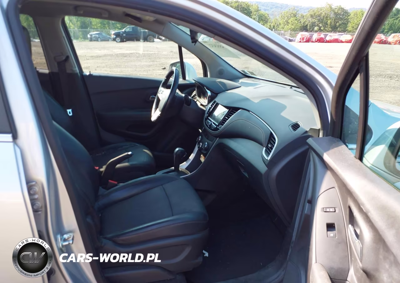 2019 Chevrolet Trax Lt VIN:KL7CJLSB7KB743480 - 5