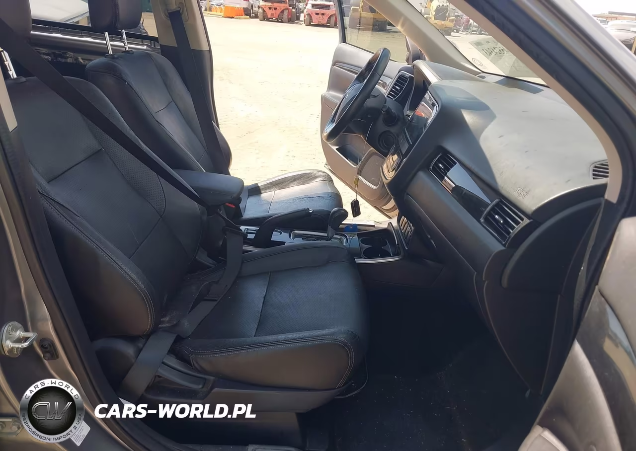 2018 Mitsubishi Outlander Sel VIN:JA4AD3A34JZ012730 - 5
