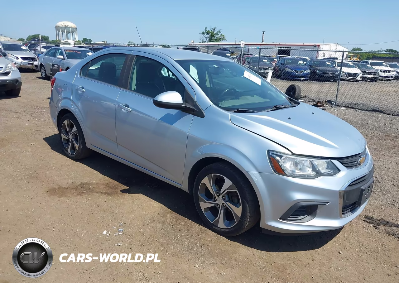 2018 Chevrolet Sonic Premier Auto – zdjęcie 1 z 16