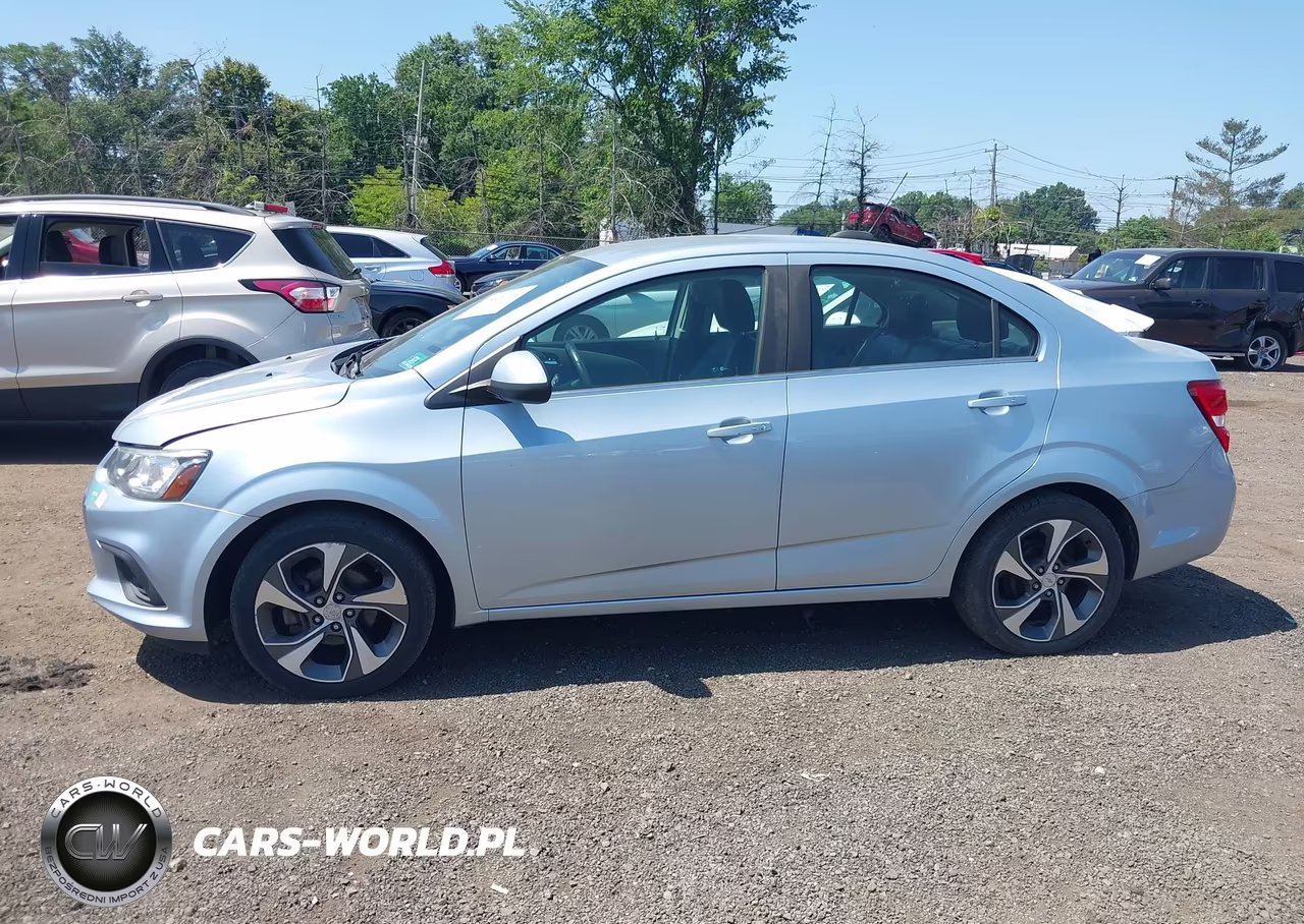 2018 Chevrolet Sonic Premier Auto VIN:1G1JF5SB0J4132905 - 14