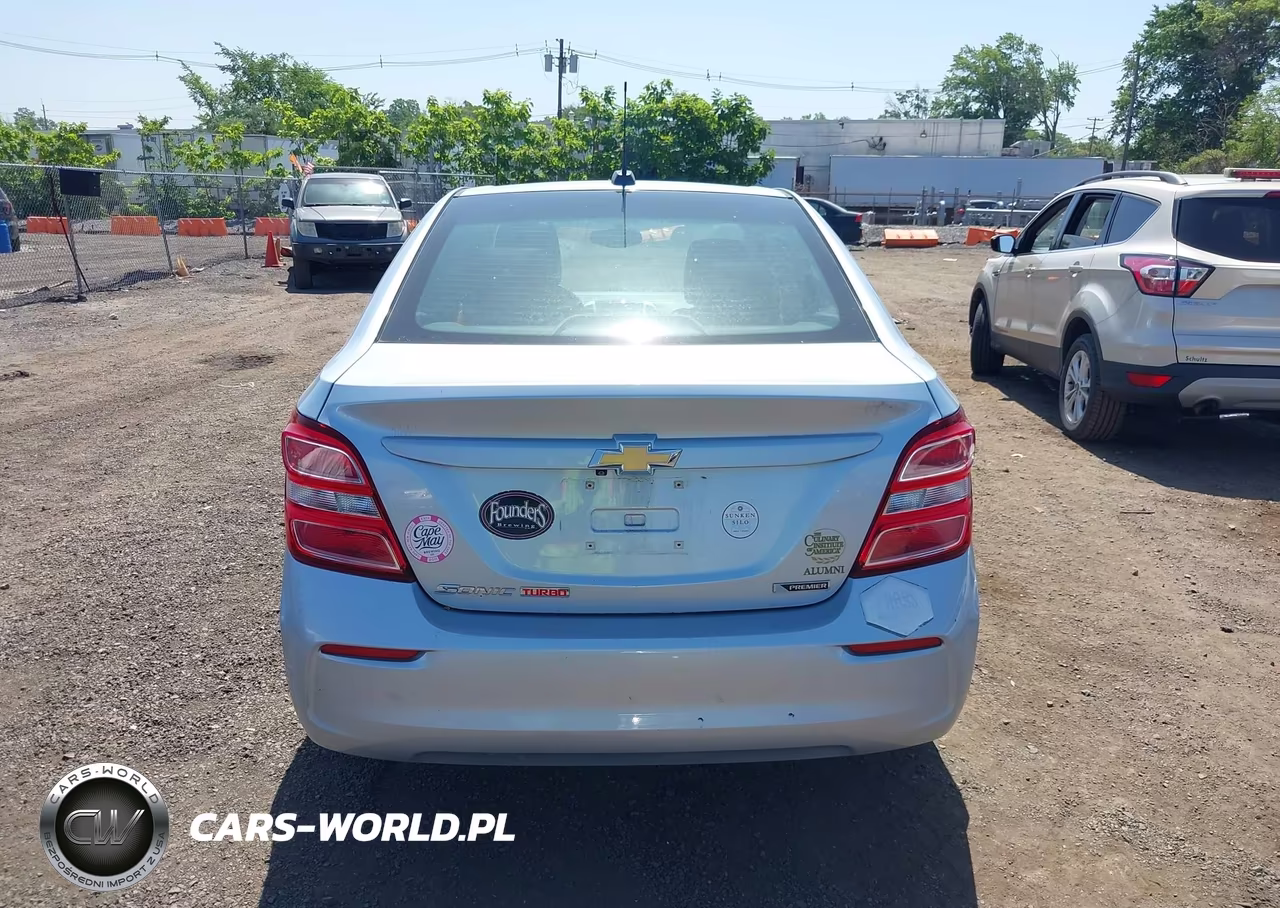 2018 Chevrolet Sonic Premier Auto VIN:1G1JF5SB0J4132905 - 16