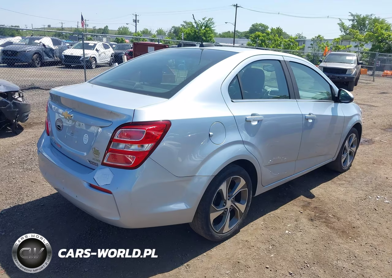 2018 Chevrolet Sonic Premier Auto VIN:1G1JF5SB0J4132905 - 6