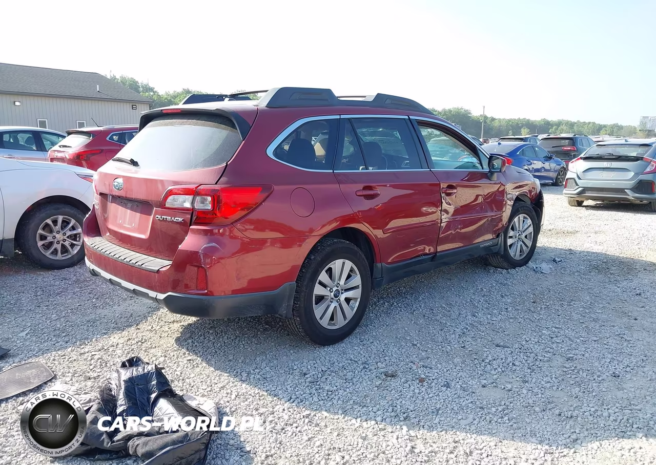 2015 Subaru Outback 2.5I Premium VIN:4S4BSBCC5F3321670 - 4