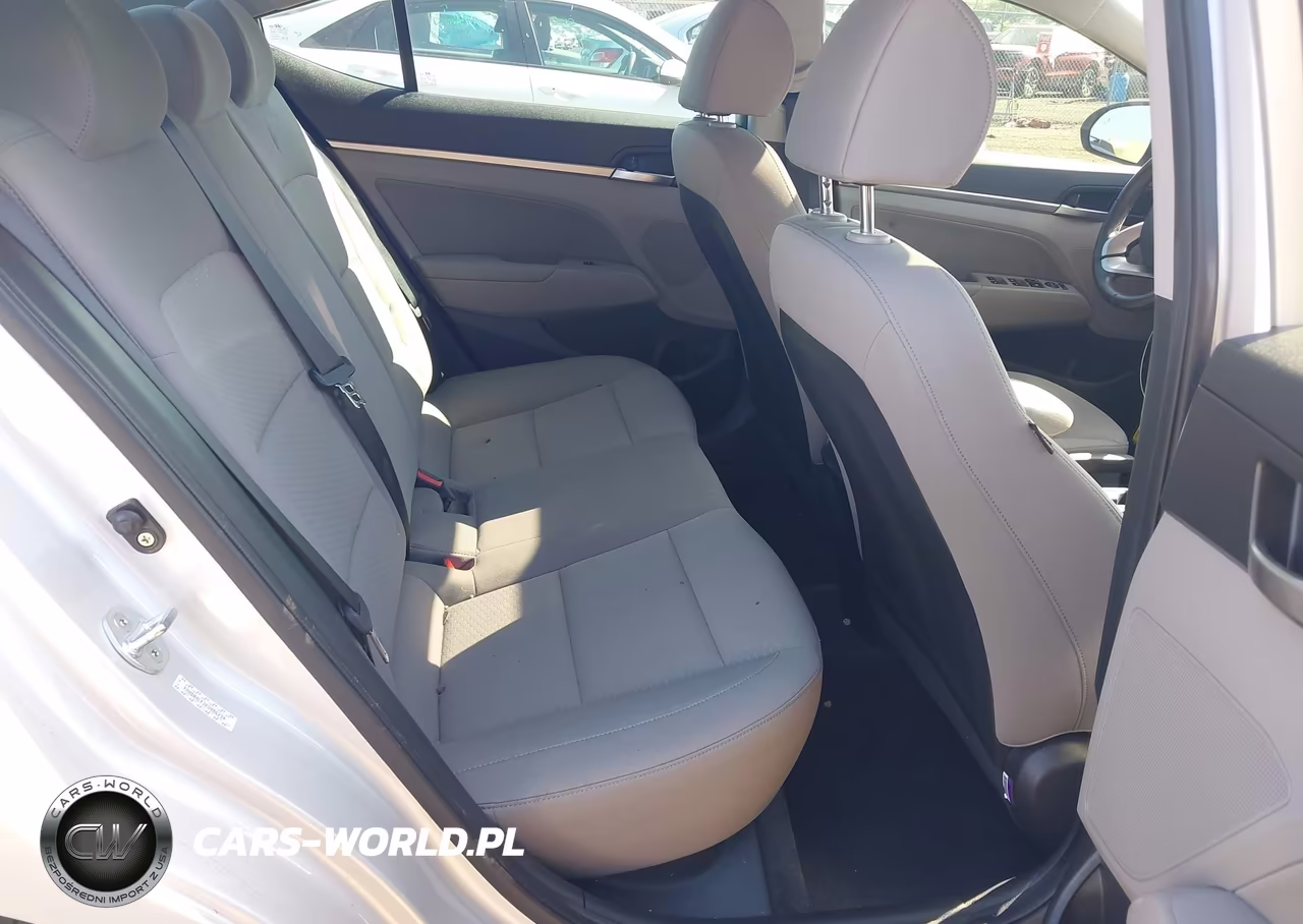 2019 Hyundai Elantra Value Edition VIN:KMHD84LF2KU886234 - 8