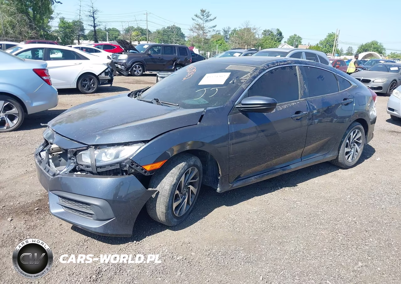 2018 Honda Civic Ex VIN:2HGFC2F77JH589385 - 2