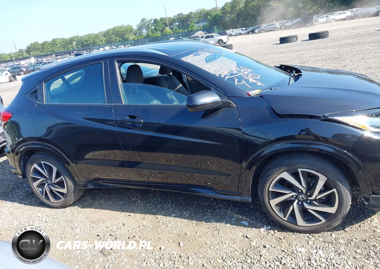 2019 Honda Hr-V Sport VIN:3CZRU6H18KG724958 - 13