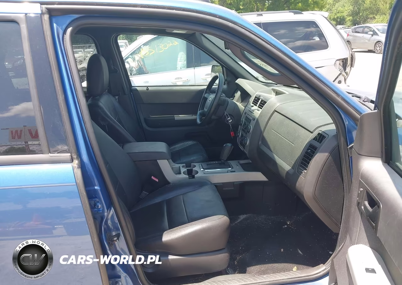 2010 Ford Escape Xlt VIN:1FMCU0D75AKB42497 - 5