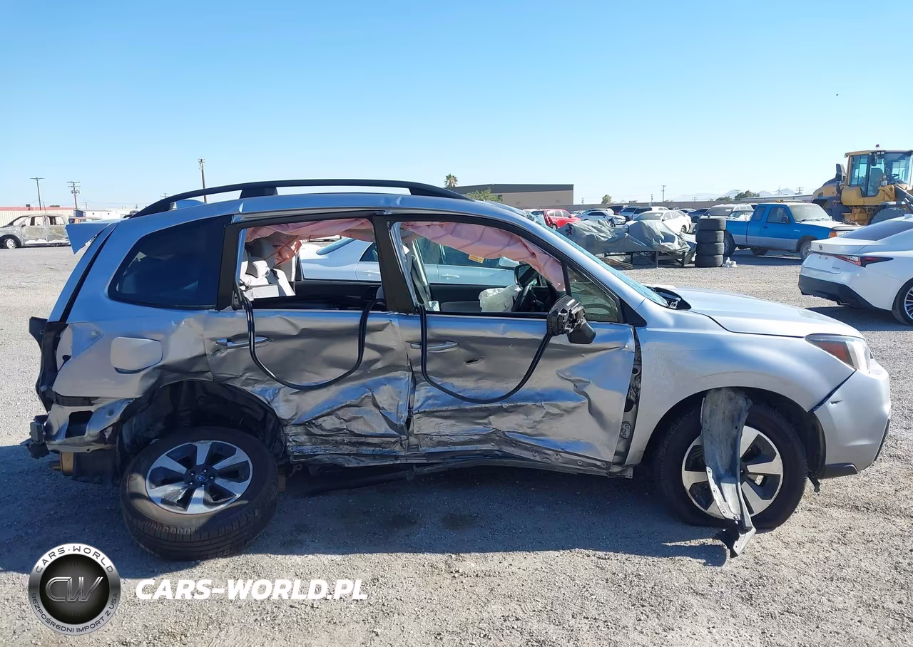 2018 Subaru Forester 2.5I Premium VIN:JF2SJAGC9JH539958 - 15