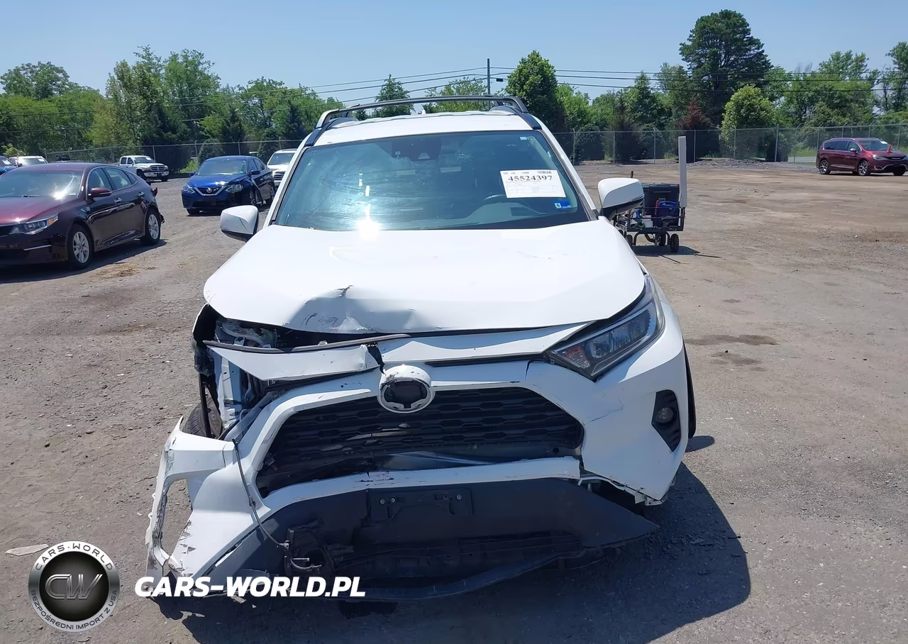 2020 Toyota Rav4 Xle VIN:2T3P1RFV1LW086910 - 12