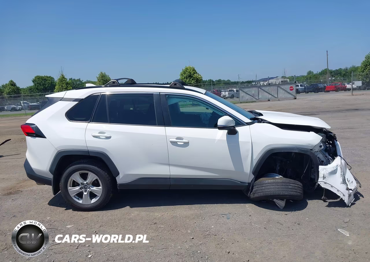 2020 Toyota Rav4 Xle VIN:2T3P1RFV1LW086910 - 13