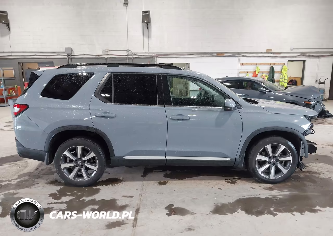 2023 Honda Pilot Awd Touring VIN:5FNYG1H78PB053868 - 13