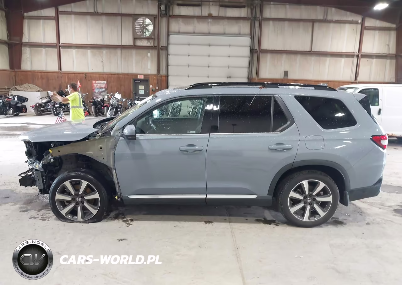 2023 Honda Pilot Awd Touring VIN:5FNYG1H78PB053868 - 14