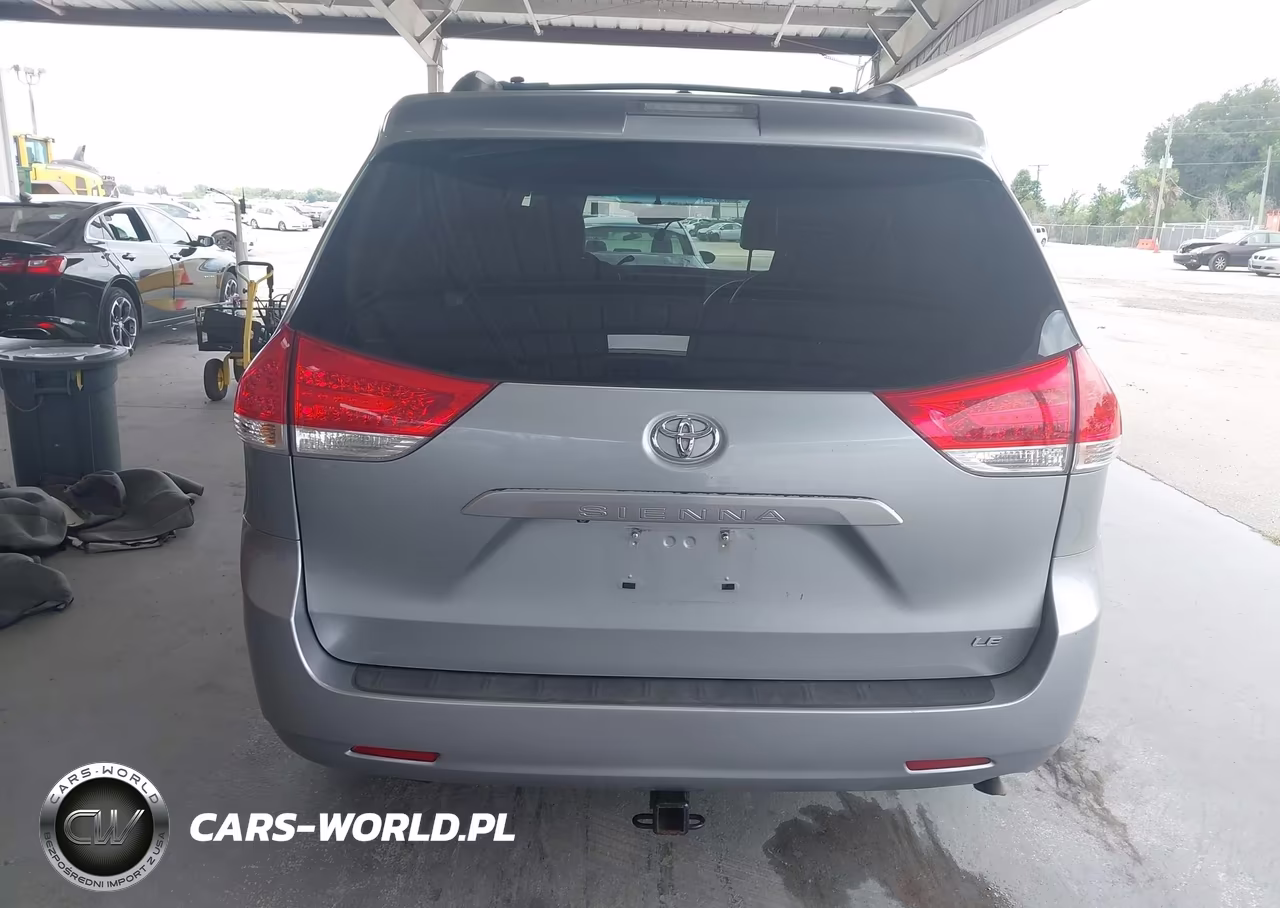 2013 Toyota Sienna Le V6 8 Passenger VIN:5TDKK3DC3DS316391 - 16
