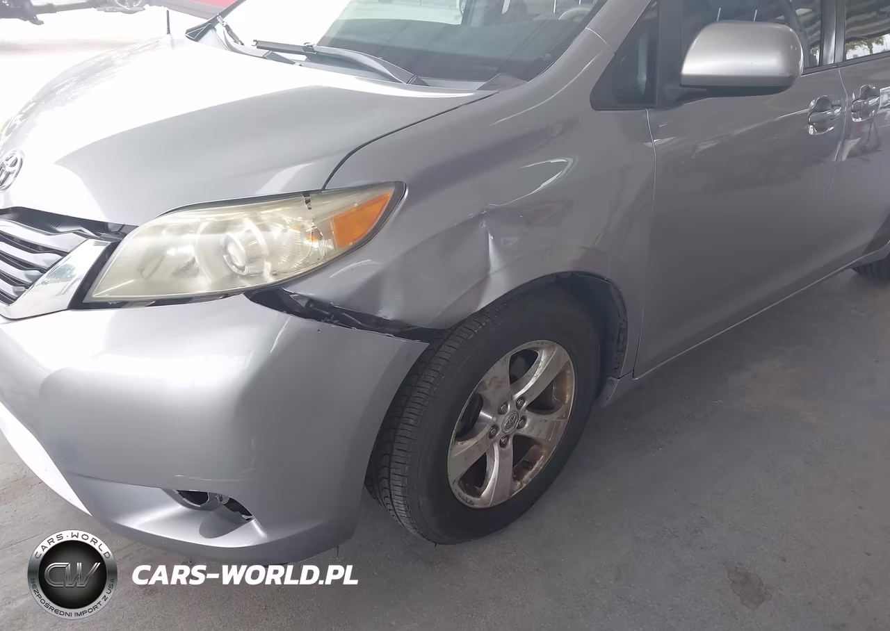 2013 Toyota Sienna Le V6 8 Passenger VIN:5TDKK3DC3DS316391 - 6
