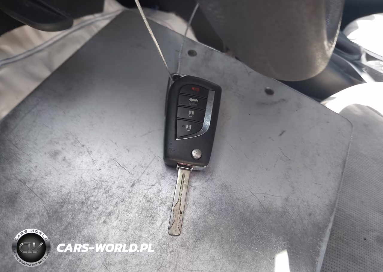 2020 Toyota Corolla Le VIN:JTDEPRAEXLJ011666 - 11