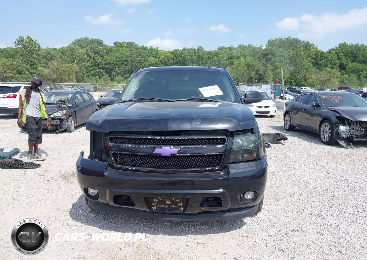2007 Chevrolet Suburban Lt VIN:3GNFK16327G192644 - 13