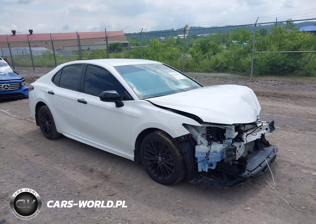 2021 Toyota Camry Se Nightshade Edition VIN:4T1G11AK8MU497567 - 14