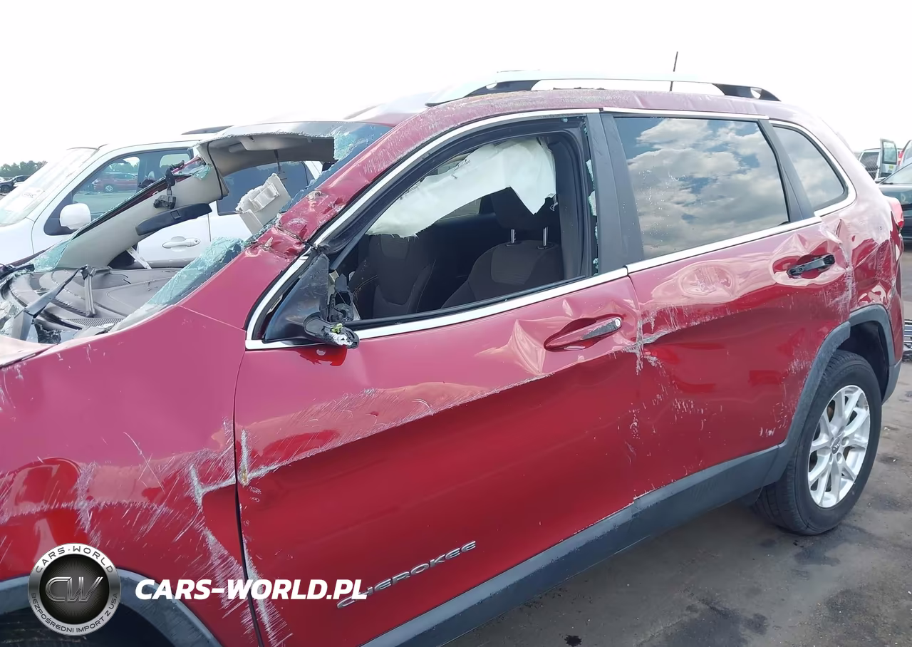 2017 Jeep Cherokee Latitude VIN:1C4PJLCB4HW574412 - 12