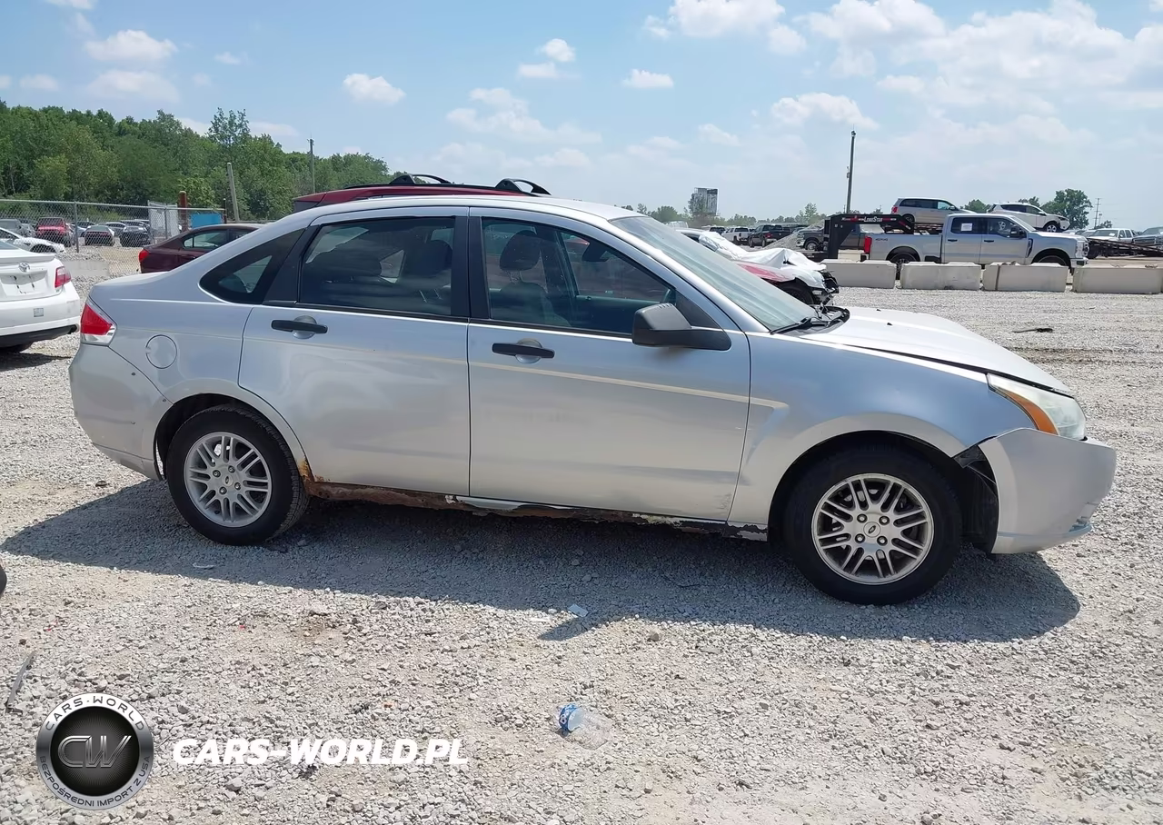 2010 Ford Focus Se VIN:1FAHP3FN2AW190021 - 13